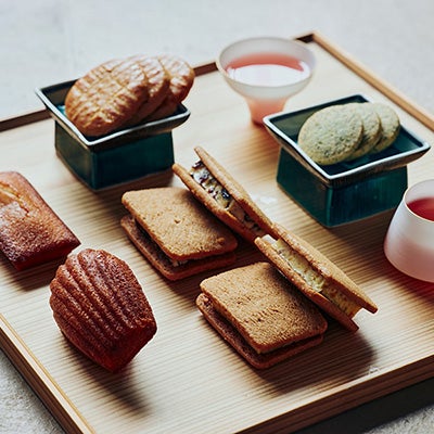 【新品未開封】エルメス イヤーズギフト 2025 パレスホテル東京 焼き菓子 PALACE Assort D | お取り寄せ・ギフトに パレスホテル東京 Online Shop